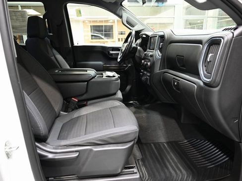 Used 2021 Chevrolet Silverado 1500 LT w/ Convenience Package II image 11