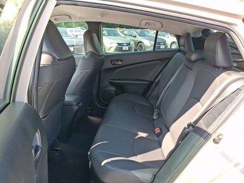 Used 2022 Toyota Prius Prime XLE FWD image 11