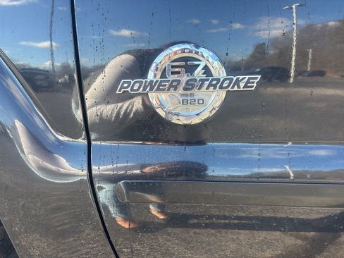 Used 2015 Ford F250 Lariat w/ Chrome Package image 12