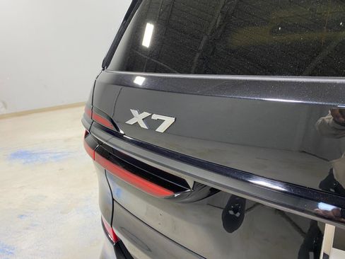 Used 2024 BMW X7 xDrive40i w/ M Sport Package image 27