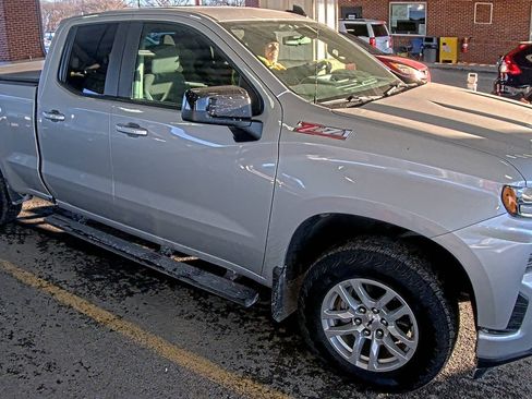 Used 2019 Chevrolet Silverado 1500 RST w/ All-Star Edition image 2