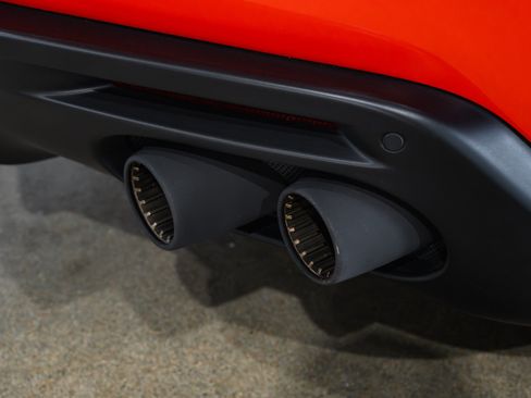 Used 2021 Ferrari Roma RWD image 26