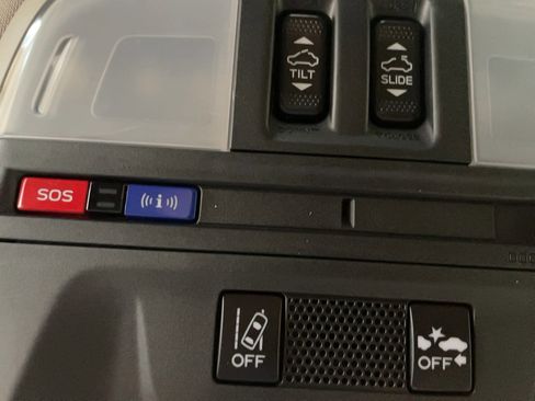 Used 2023 Subaru Crosstrek 2.5i Limited w/ Moonroof Package image 10