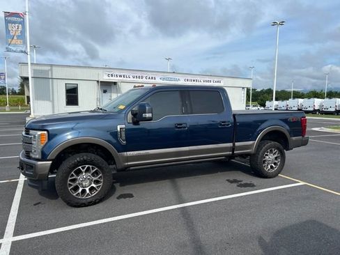 Used 2019 Ford F250 King Ranch w/ King Ranch Ultimate Package AWD/4WD image 2