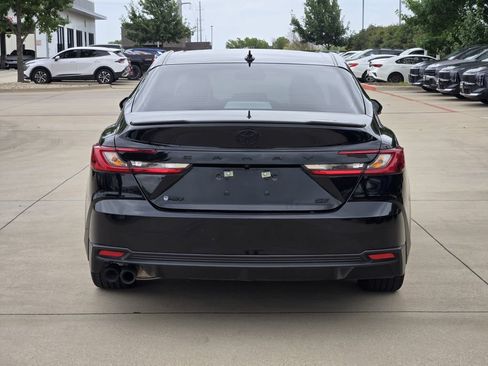 Used 2025 Toyota Camry SE w/ Convenience Package FWD image 13