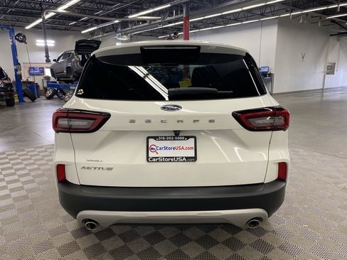 Used 2023 Ford Escape Active image 9