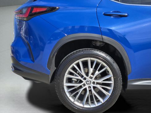 Certified 2025 Lexus NX 350 Premium Package w/ Accessory Package (2T) image 11