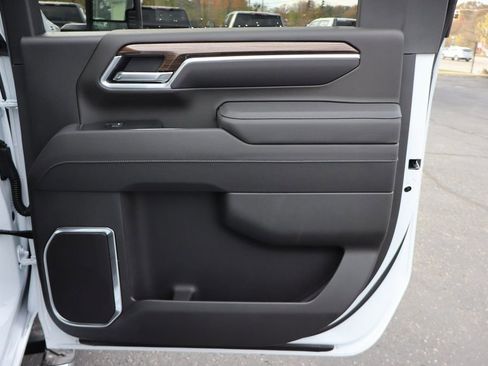 Used 2026 Chevrolet Silverado 2500 LT image 22