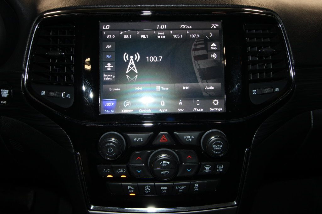 Used 2020 Jeep Grand Cherokee Altitude AWD/4WD image 14