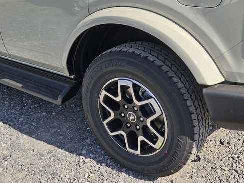 New 2026 Ford Bronco Outer Banks AWD/4WD image 6