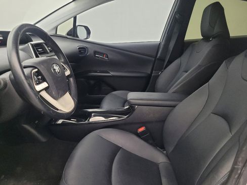 Used 2017 Toyota Prius Four Touring image 17