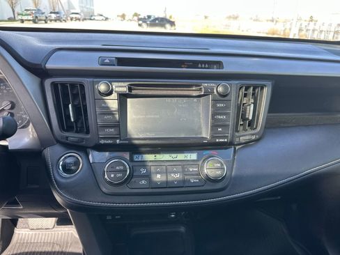 Used 2018 Toyota RAV4 XLE image 13