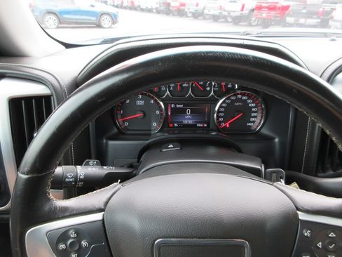 Used 2015 GMC Sierra 1500 SLT w/ SLT Crew Cab Value Package AWD/4WD image 30