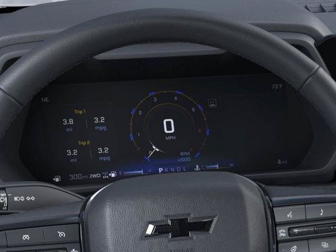 New 2025 Chevrolet Colorado Trail Boss w/ Off-Road Front Bumper Package AWD/4WD image 42
