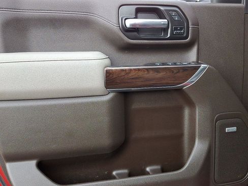 Used 2022 GMC Sierra 2500 SLT w/ SLT Premium Package image 13