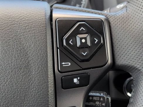 Certified 2023 Toyota Tacoma TRD Off-Road w/ Technology Package AWD/4WD image 24