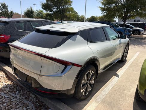 Used 2023 Kia EV6 Wind w/ Wind Technology Package RWD image 5