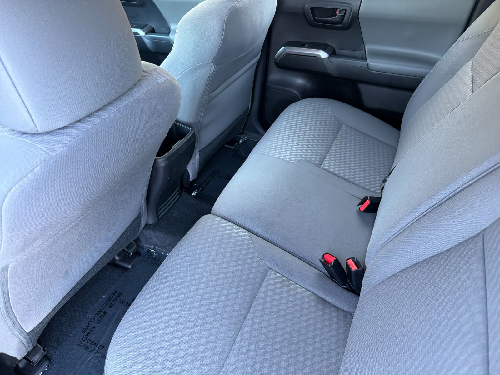 Used 2022 Toyota Tacoma SR5 AWD/4WD image 11