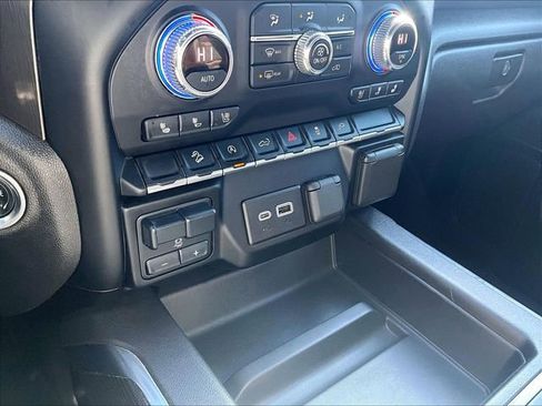 Used 2020 GMC Sierra 1500 AT4 image 27