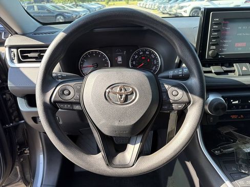 Used 2020 Toyota RAV4 LE w/ All Weather Liner Package AWD/4WD image 23