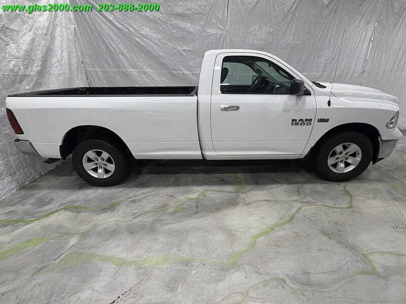 Used 2018 RAM 1500 Classic SLT AWD/4WD image 14