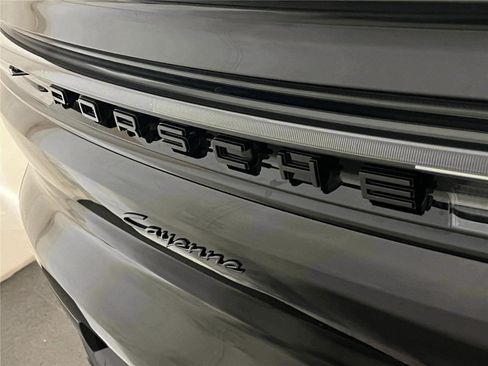 Used 2026 Porsche Cayenne Coupe image 25