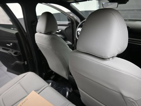 Certified 2026 Hyundai Santa Cruz SEL AWD/4WD image 15