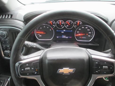 Used 2020 Chevrolet Silverado 2500 LTZ w/ LTZ Plus Package image 27