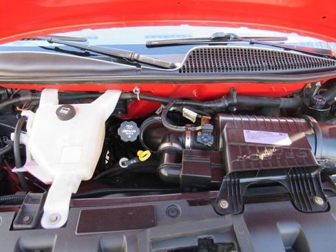 Used 2017 Chevrolet Express 3500 image 16