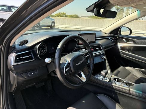 Used 2026 Genesis G70 2.5T RWD image 36
