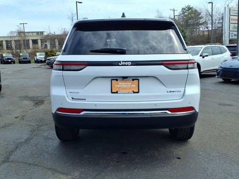 Certified 2023 Jeep Grand Cherokee Limited image 4