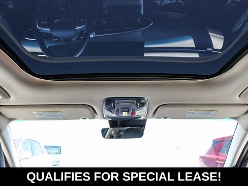 Used 2026 Genesis GV70 2.5T Select AWD/4WD image 17