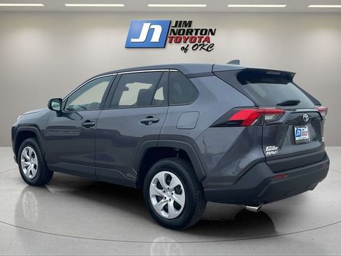 Used 2024 Toyota RAV4 LE image 7