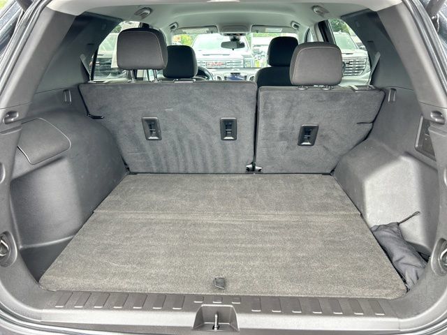 Used 2023 Chevrolet Equinox LT AWD/4WD image 9