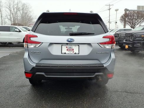 Certified 2023 Subaru Forester Premium image 22