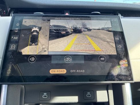 Used 2024 Land Rover Discovery Sport S image 21