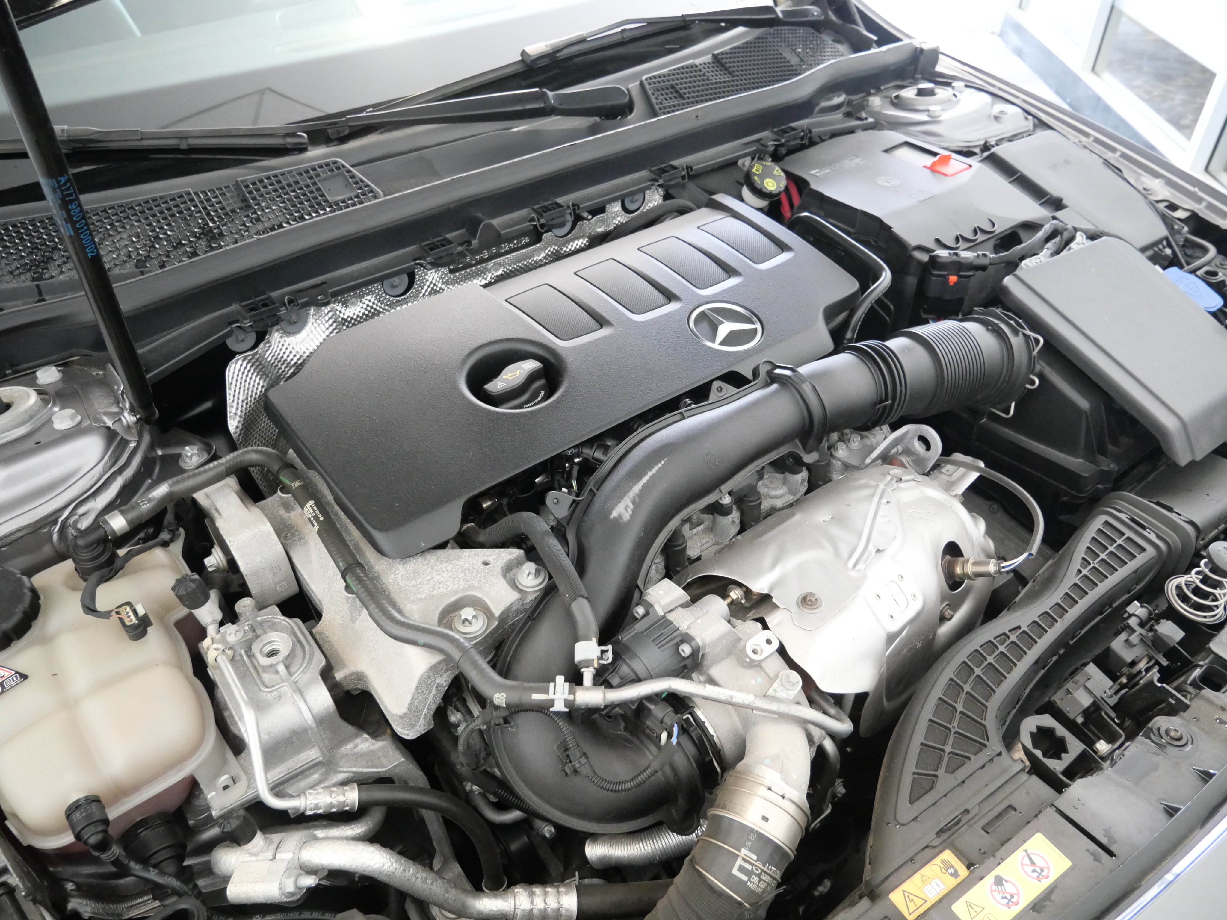 Used 2023 Mercedes-Benz CLA 250 4MATIC image 10
