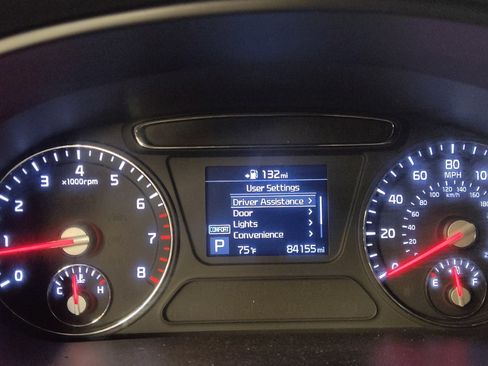 Used 2019 Kia Sorento S FWD image 23