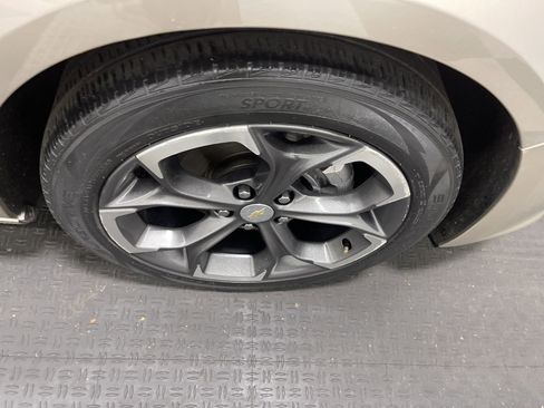 Used 2022 Chevrolet Malibu LT image 27