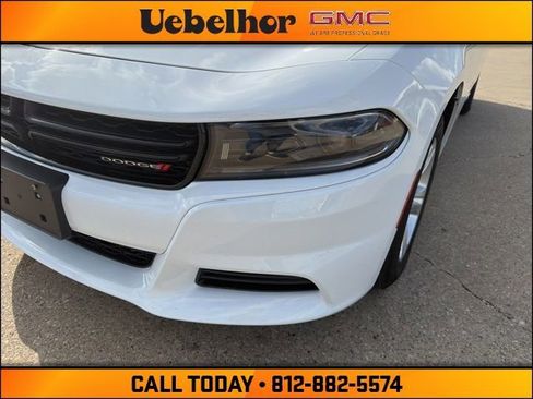 Used 2022 Dodge Charger SXT image 12