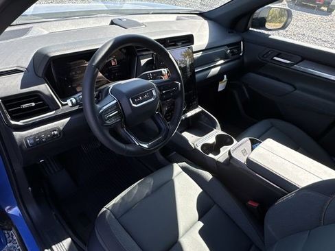 New 2026 GMC Terrain AT4 w/ LPO, Black Badging Package image 10