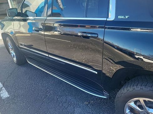 Used 2018 GMC Yukon XL SLT w/ Open Road Package image 16