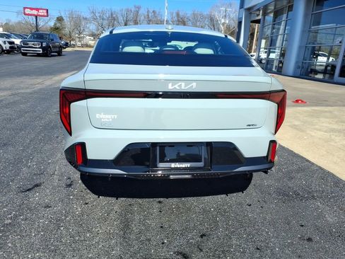New 2026 Kia K4 GT-Line image 5