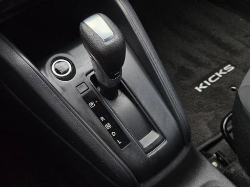 Certified 2024 Nissan Kicks S FWD image 22