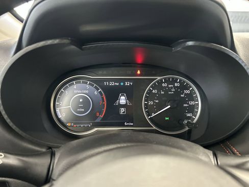 New 2025 Nissan Versa SR w/ Trunk Package image 22