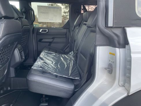 New 2025 Ford Bronco Big Bend w/ Black Diamond Package image 23