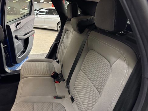 Used 2022 Ford Escape SE image 44