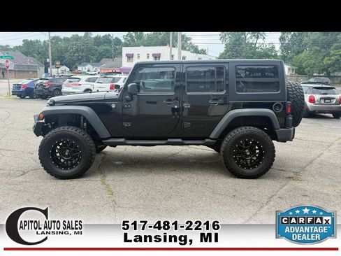 Used 2013 Jeep Wrangler Unlimited Sport AWD/4WD image 5