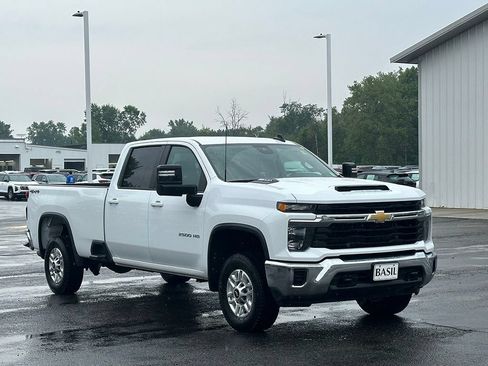 Used 2026 Chevrolet Silverado 2500 LT AWD/4WD image 37