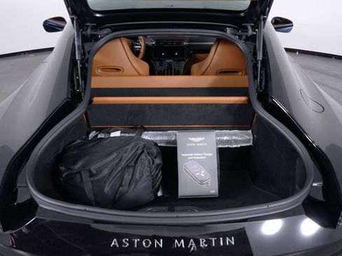 New 2026 Aston Martin V8 Vantage Base image 27